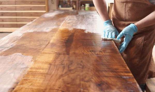 家具保養(yǎng)之實(shí)木家具（如何提高家具使用壽命）