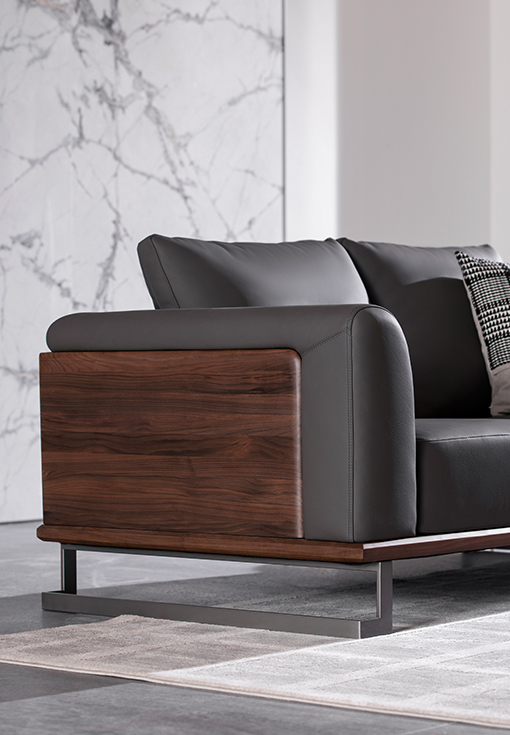 1635403555960012.jpg three01.jpg